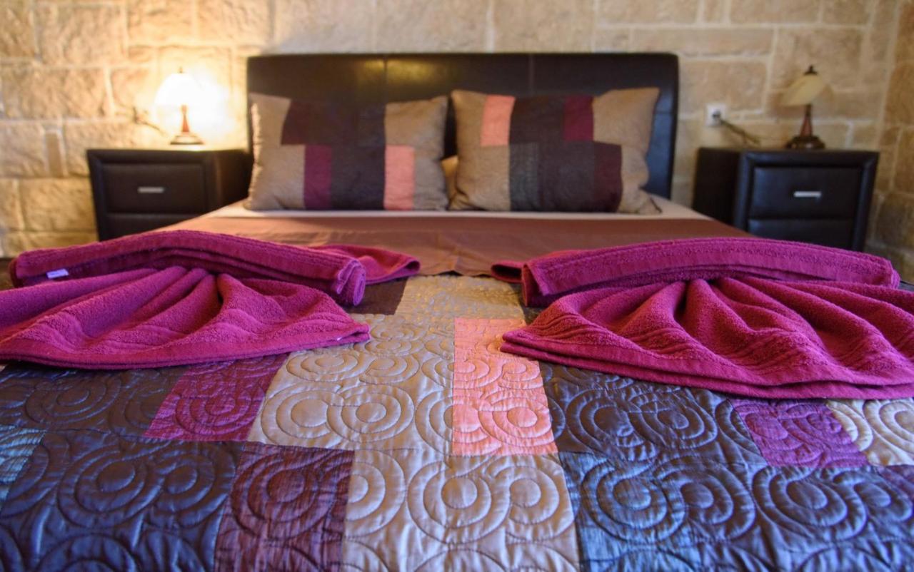 Traditional Stonehouse Vicky Hersonissos  Bagian luar foto