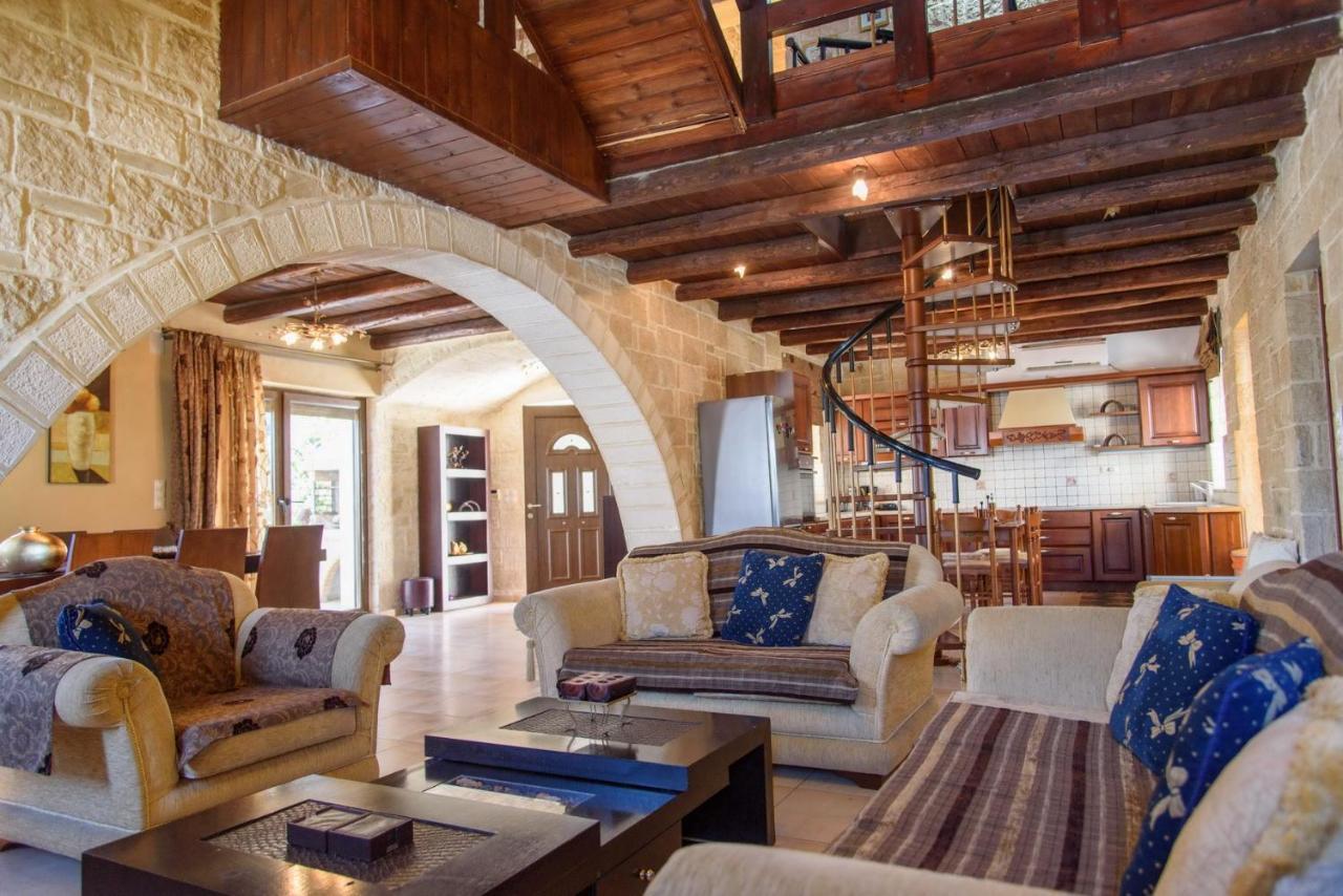 Traditional Stonehouse Vicky Hersonissos  Bagian luar foto